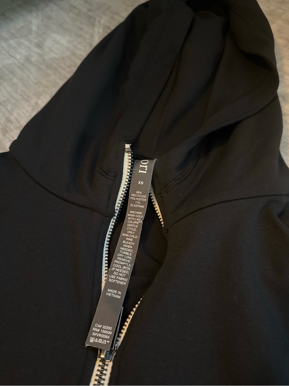 Vuori Black Halo Jacket Sz XS - Picture 3 of 3